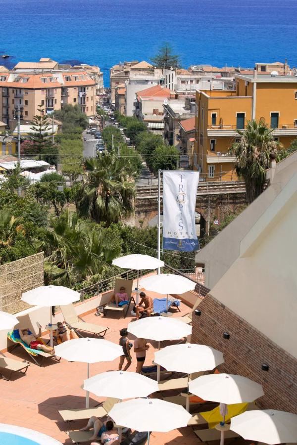 Hotel Tropis