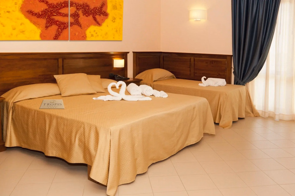 Hotel Tropis