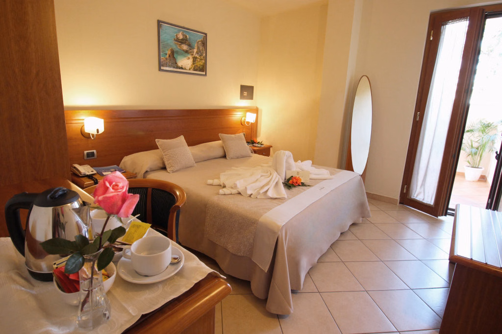 La Bussola Hotel