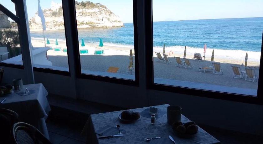 Le Roccette Mare