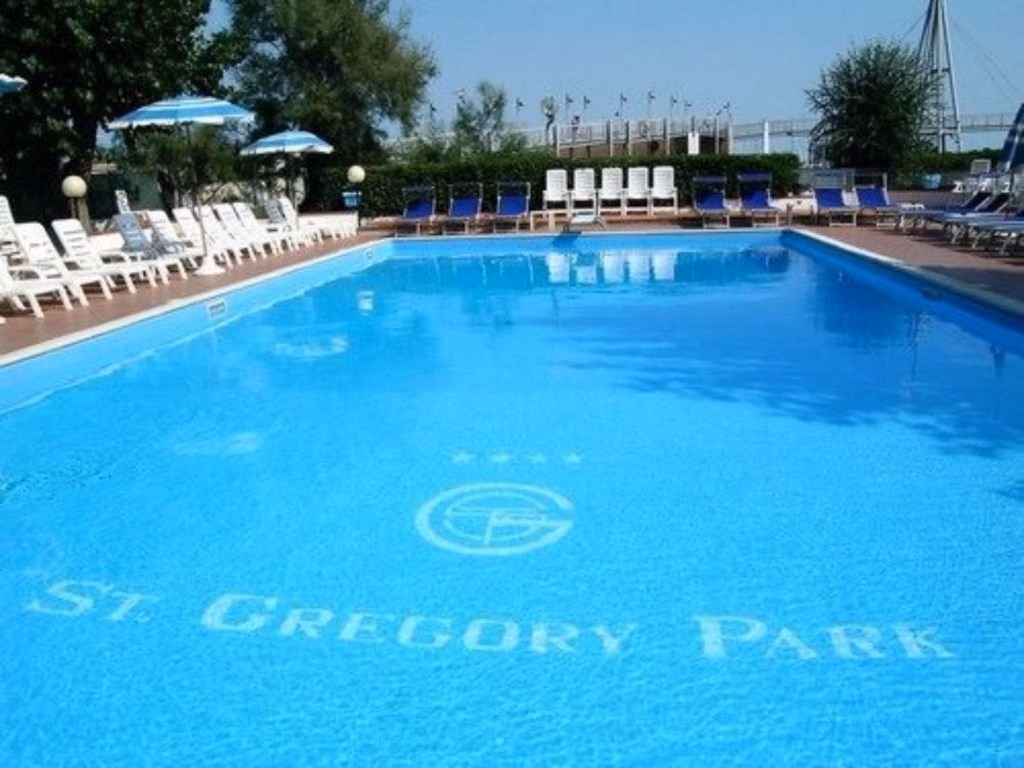 Hotel St. Gregory Park