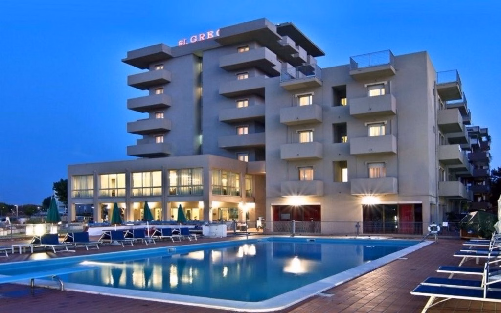 Hotel St. Gregory Park