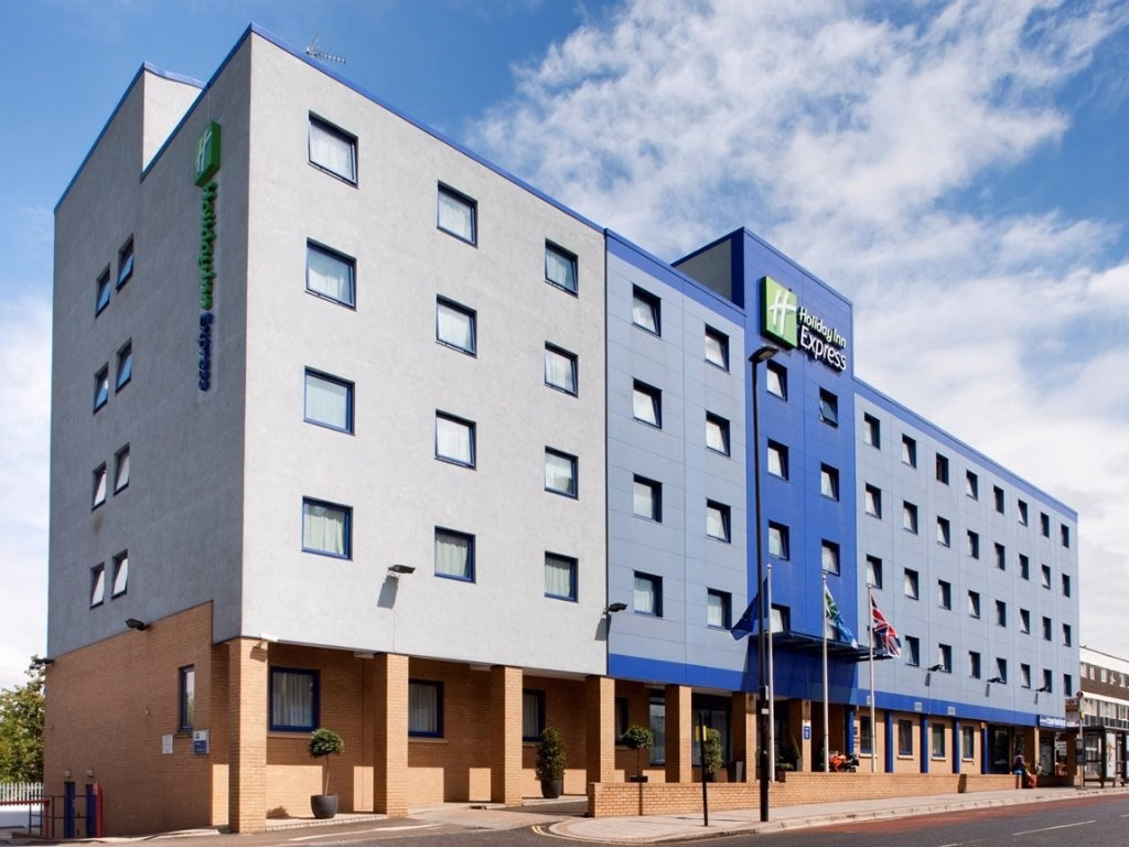 Holiday Inn Express London - Park Royal, an IHG Hotel