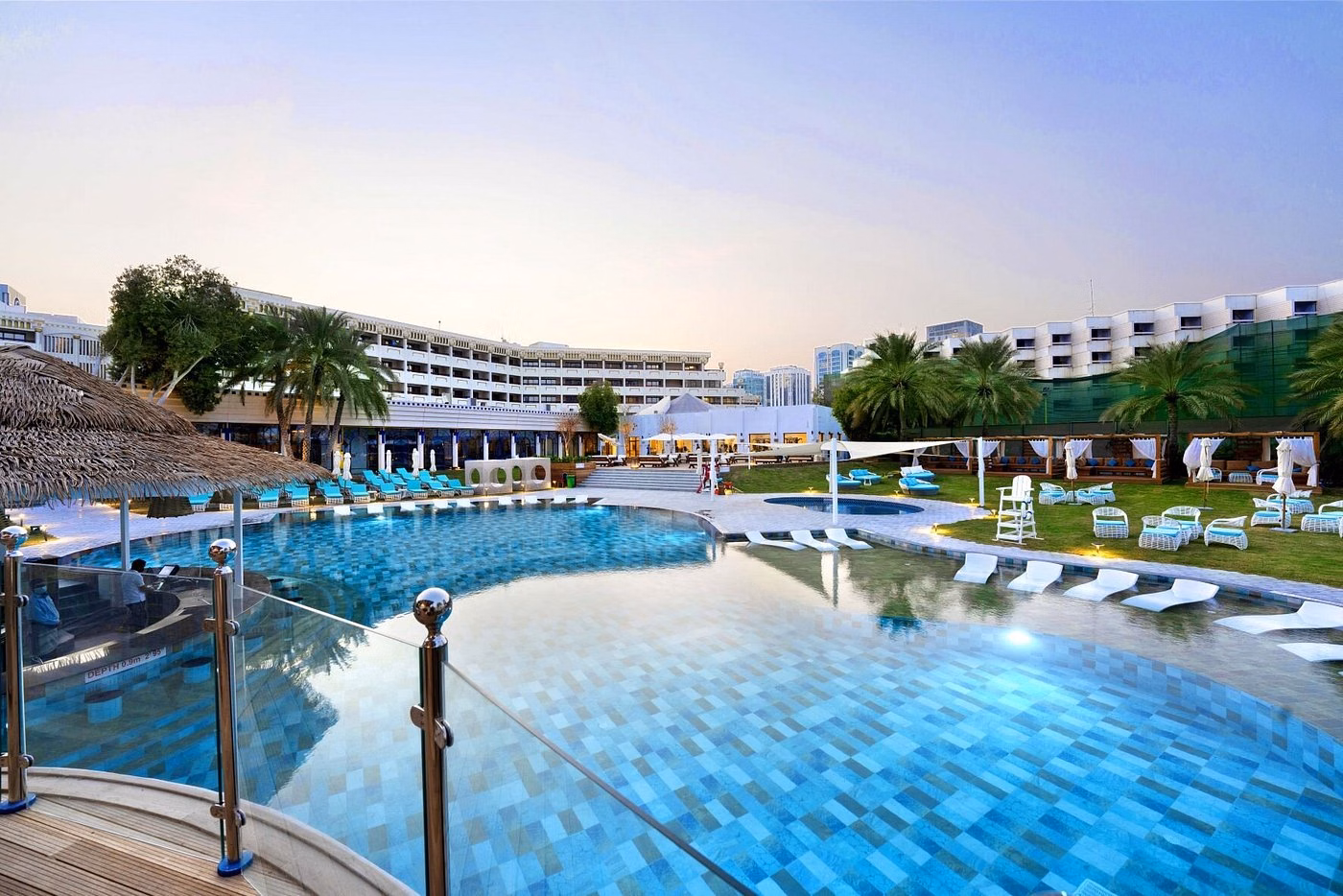 Le Meridien Abu Dhabi