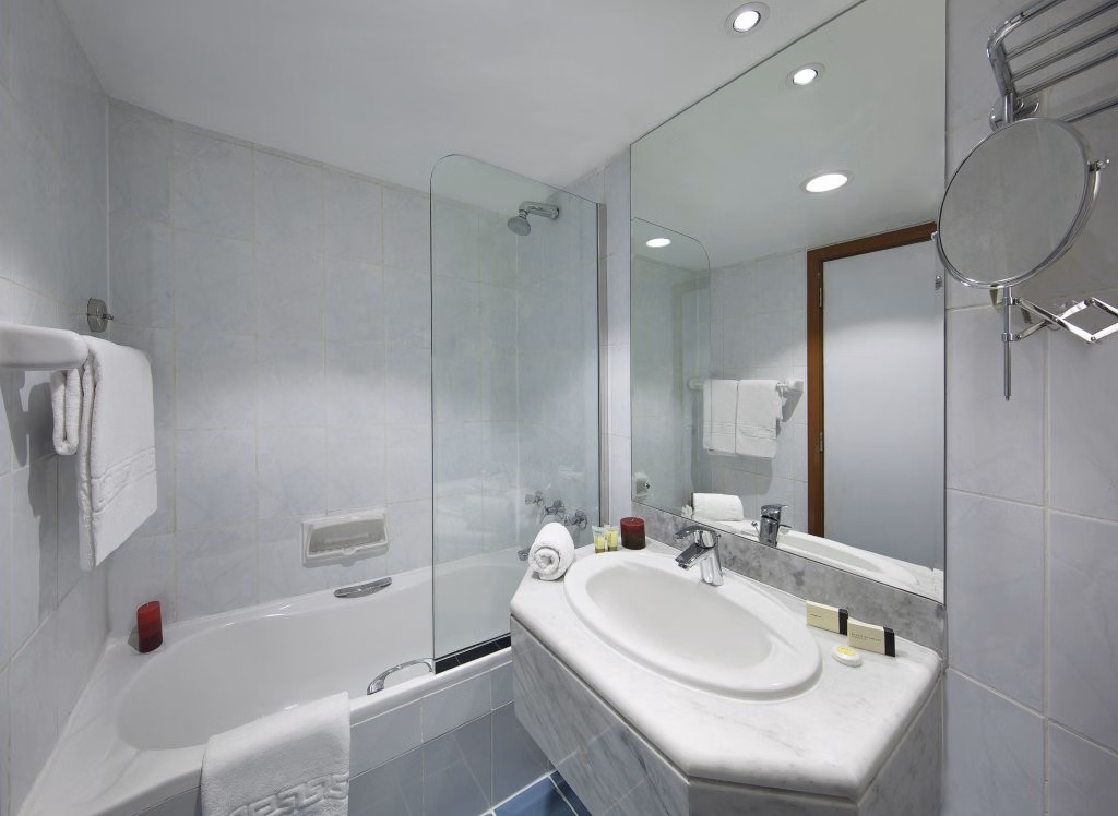 Admiral Plaza Hotel Dubai