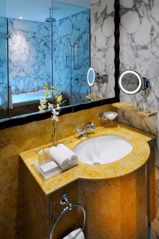 Crowne Plaza Dubai Jumeirah an IHG Hotel