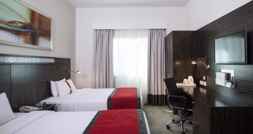 Holiday Inn Express Dubai Internet City an IHG Hotel