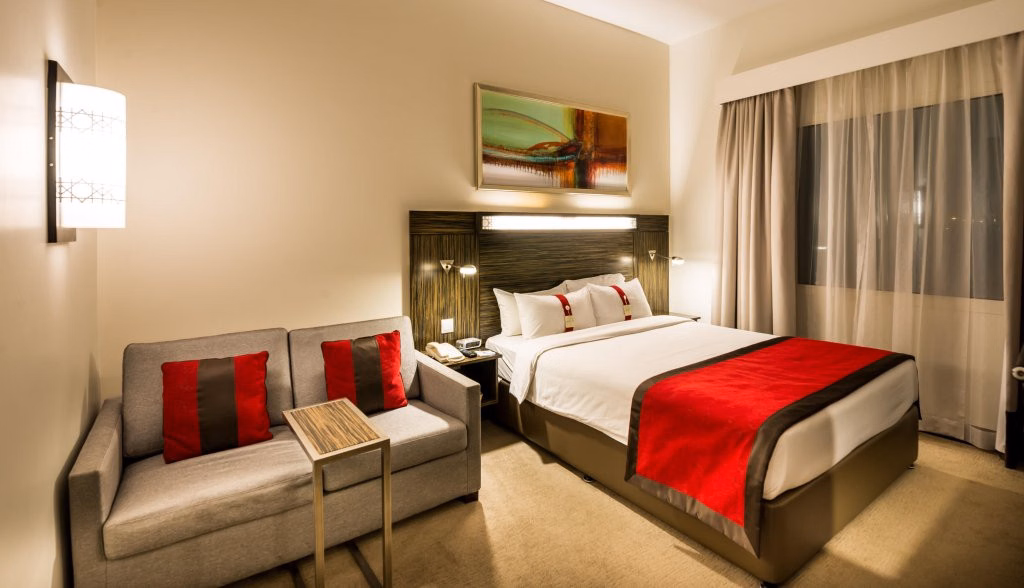 Holiday Inn Express Dubai Internet City an IHG Hotel