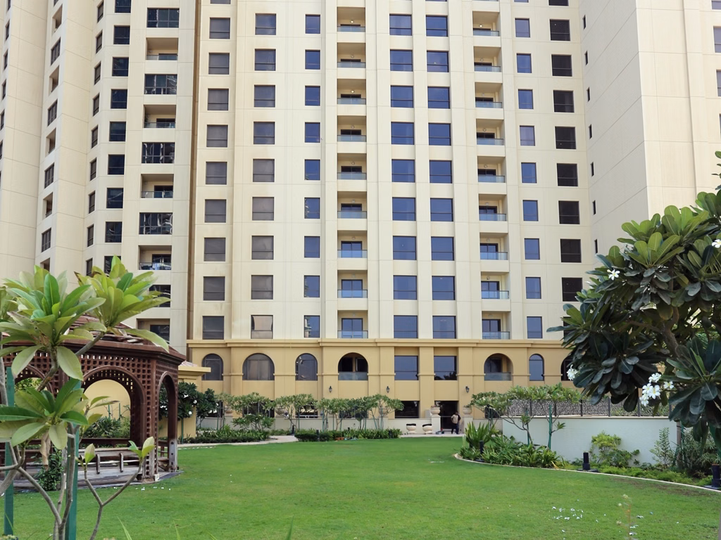 Ramada Hotel & Suites by Wyndham JBR