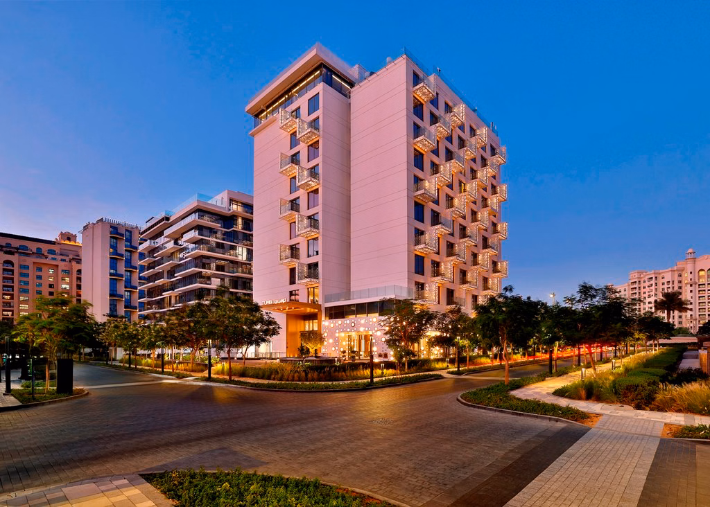 Tumbi Hotel Dubai The Palm, Tapestry Collection by Hilton