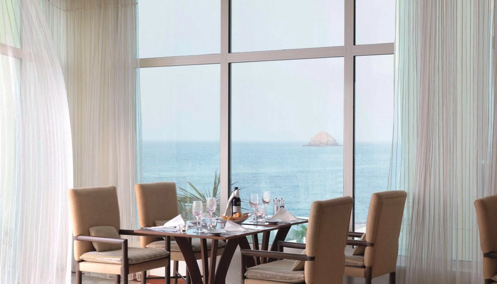 Radisson Blu Resort Fujairah Hotel