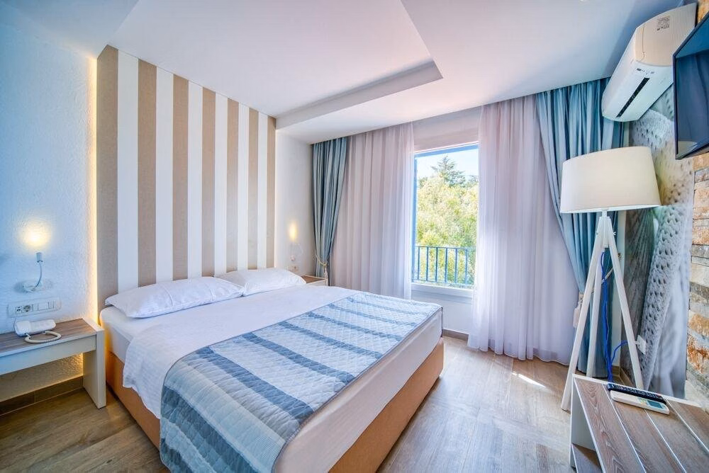 Aleksandar Hotel