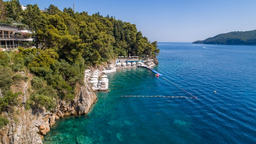 Dukley Hotel & Resort