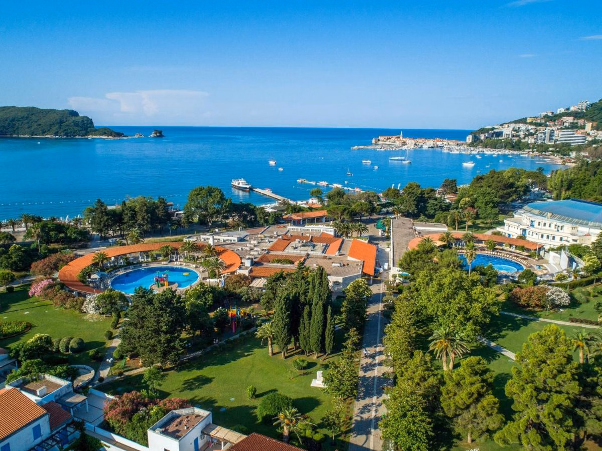 Hotel Slovenska Plaza Complex