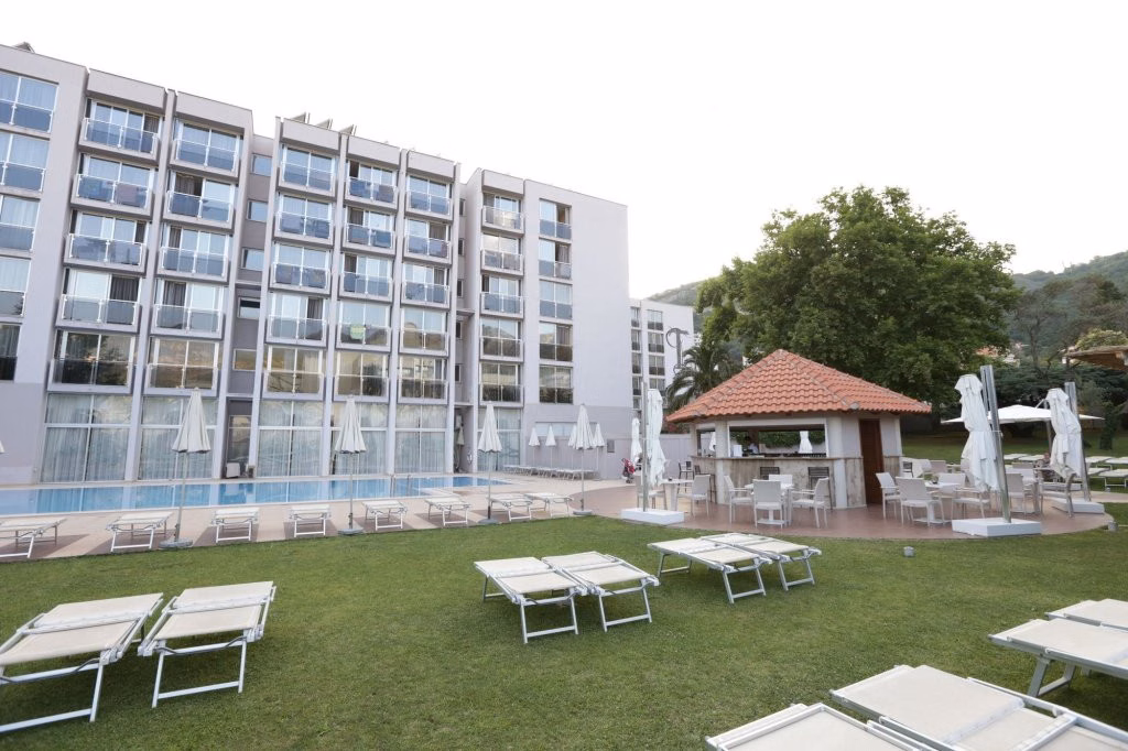 Hotel Tara
