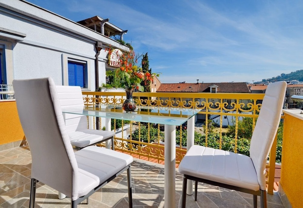 Villa Velzon