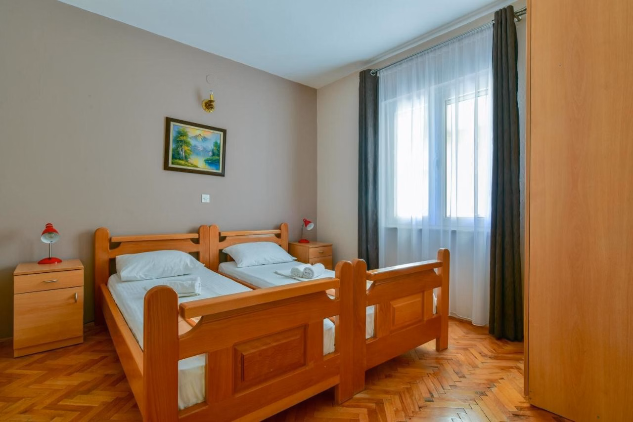 Apartments Srzentic