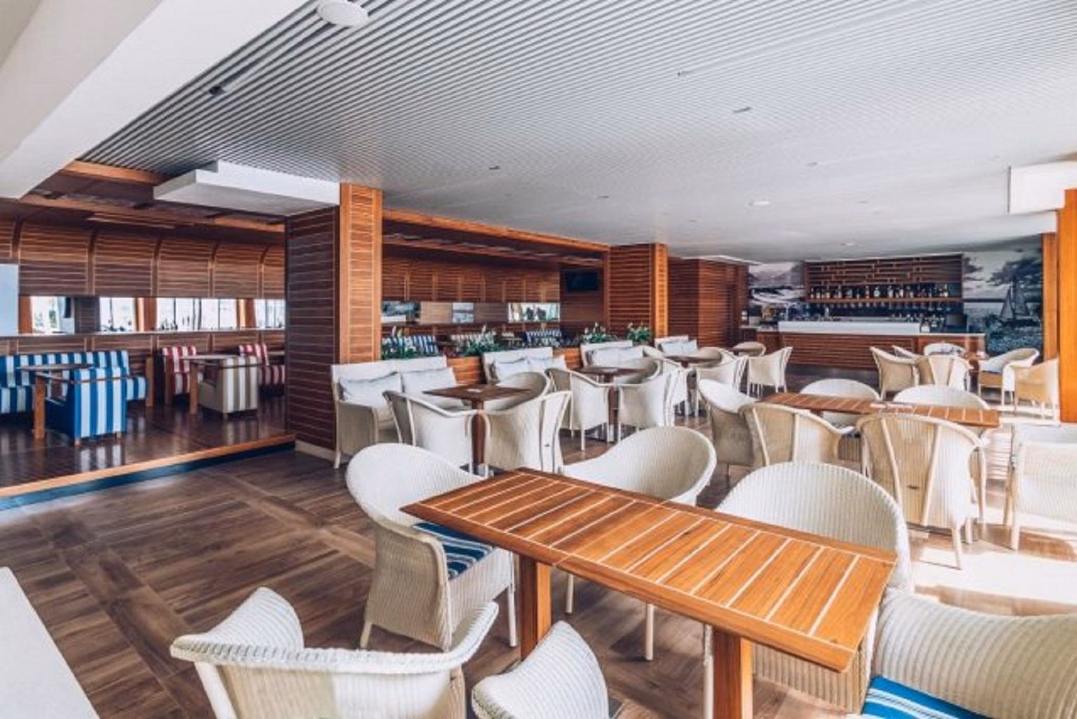 Carine hotel Delfin