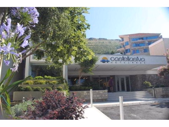 Castellastva Hotel