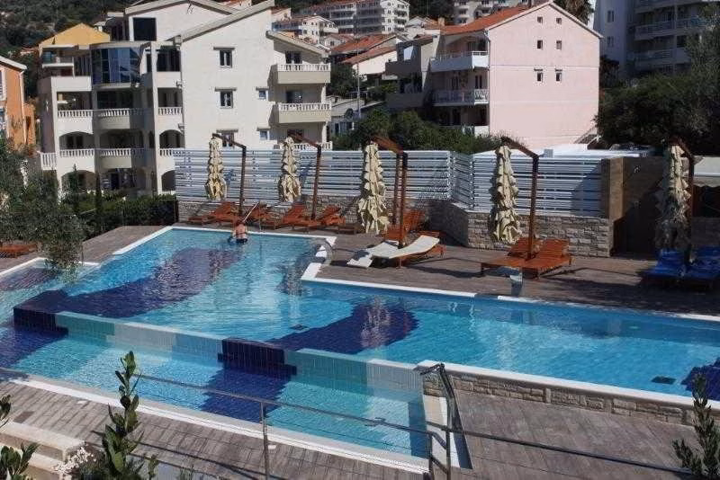 Castellastva Hotel
