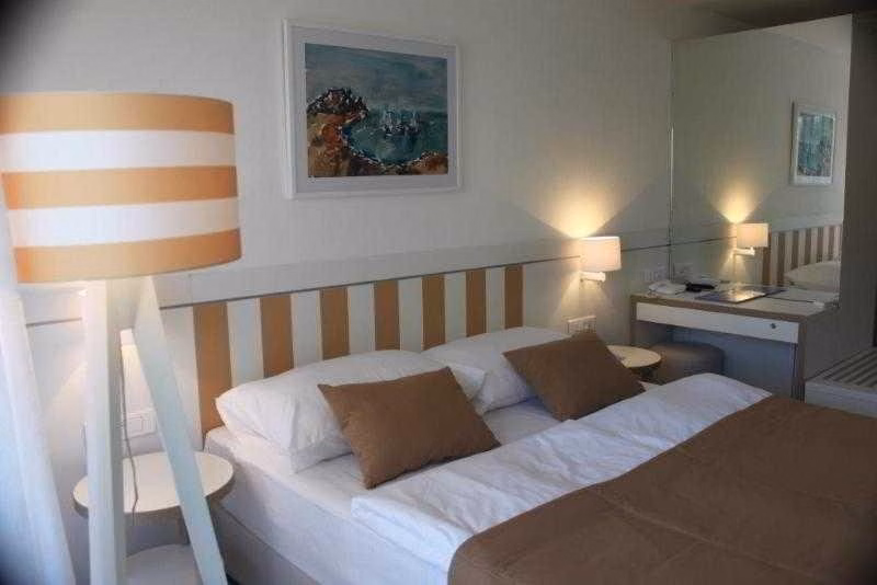 Castellastva Hotel