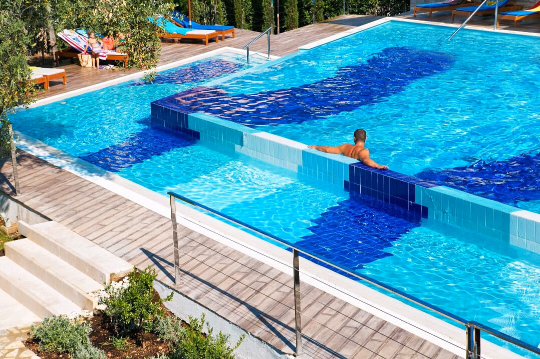 Castellastva Hotel
