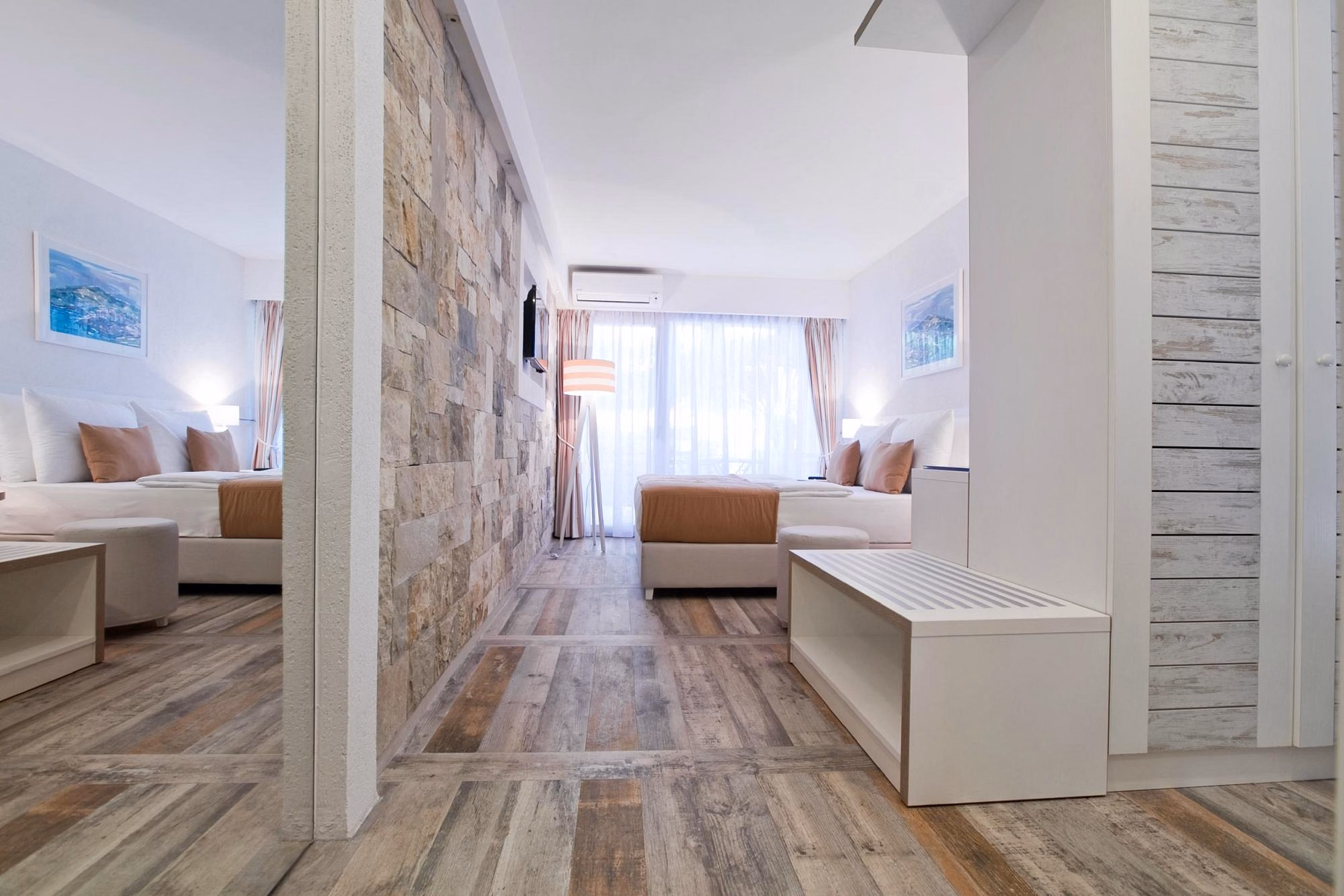 Castellastva Hotel