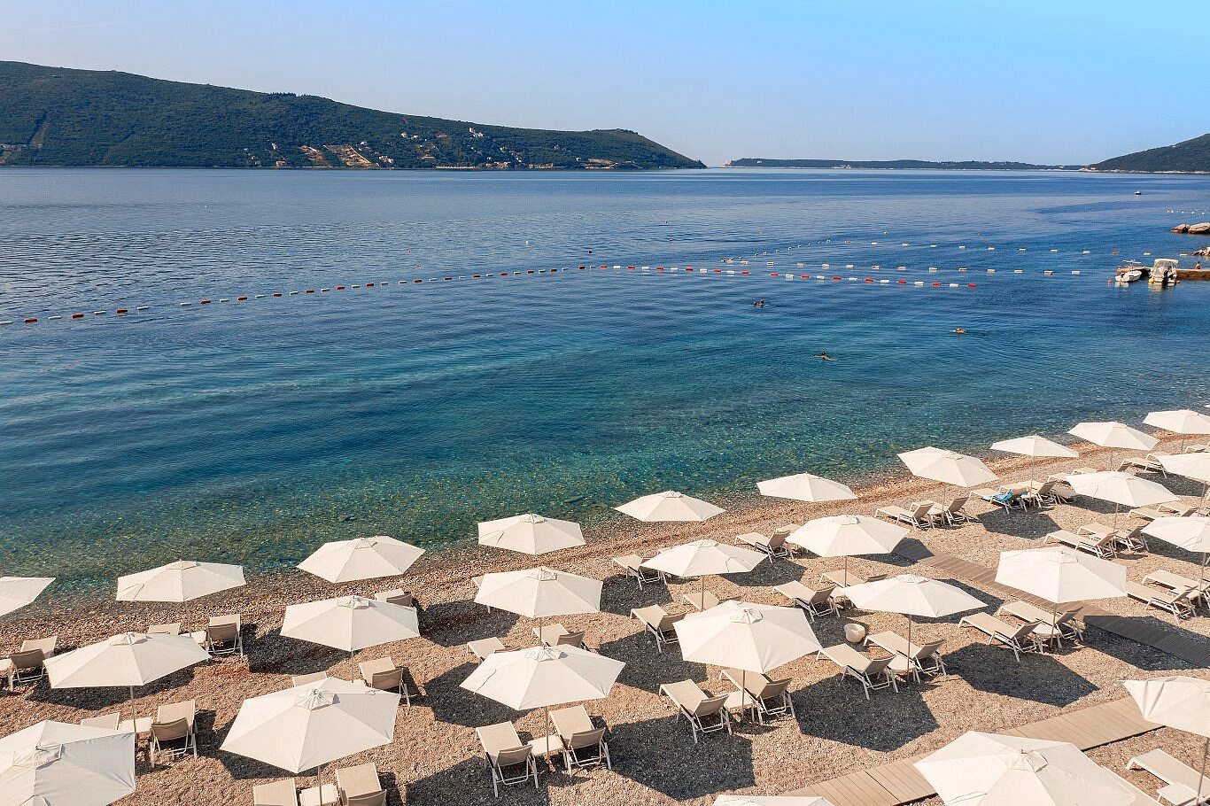 Lazure Hotel and Marina