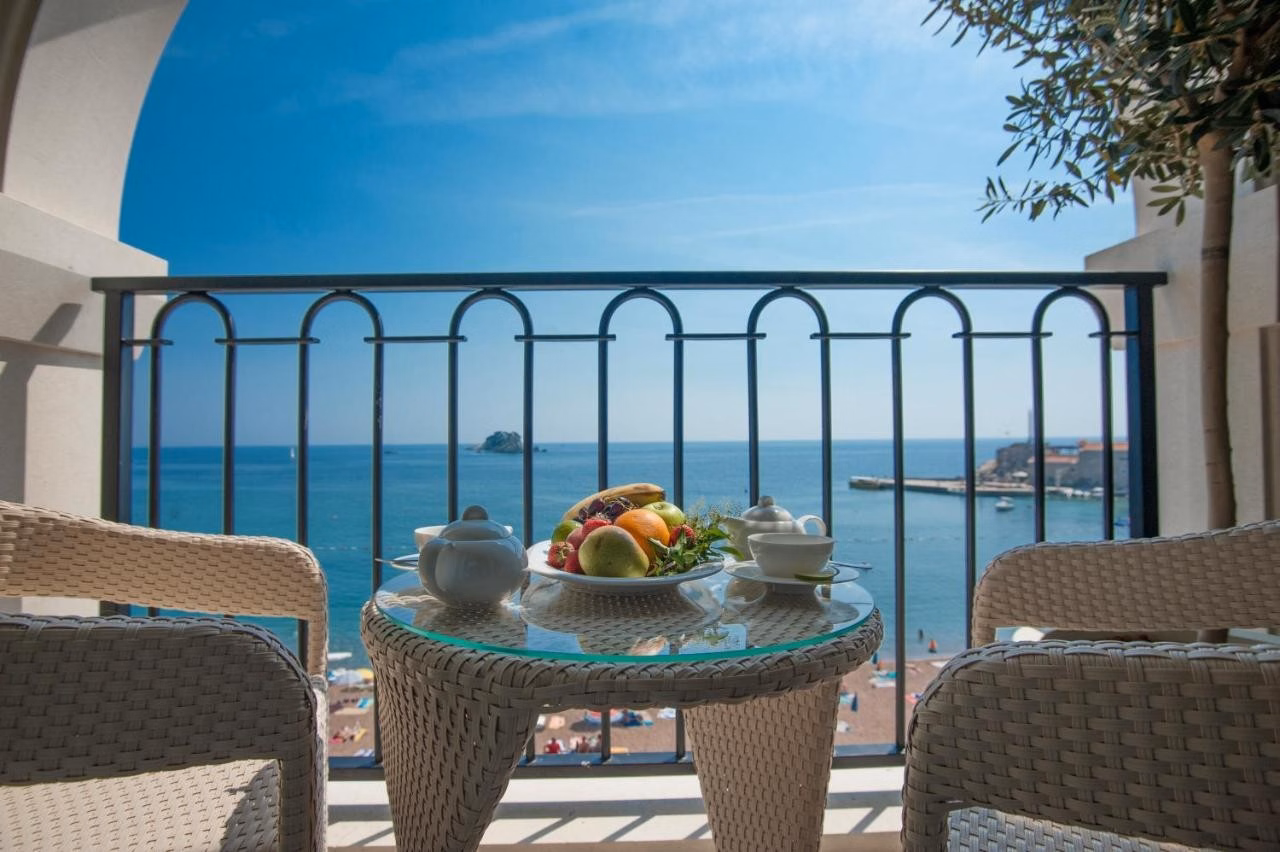 Riva by Aycon Hotel