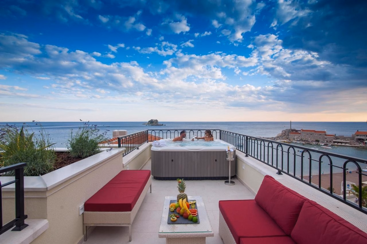 Riva by Aycon Hotel