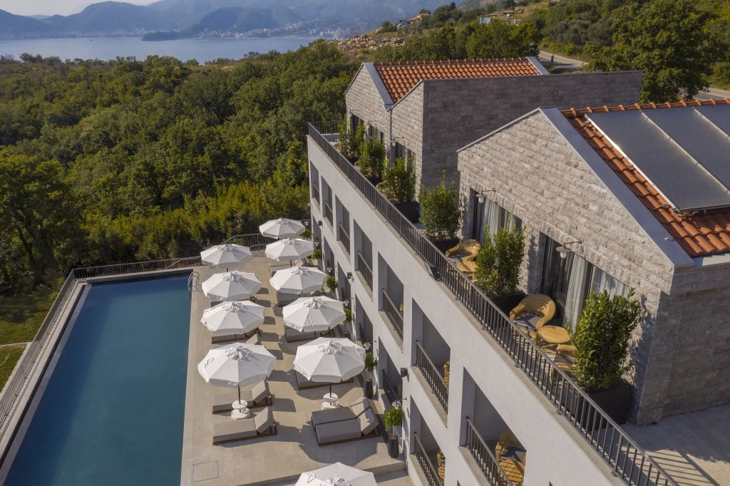 Vivid Blue Serenity Resort Hotel
