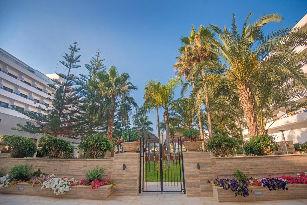 Adams Beach Hotel & Spa