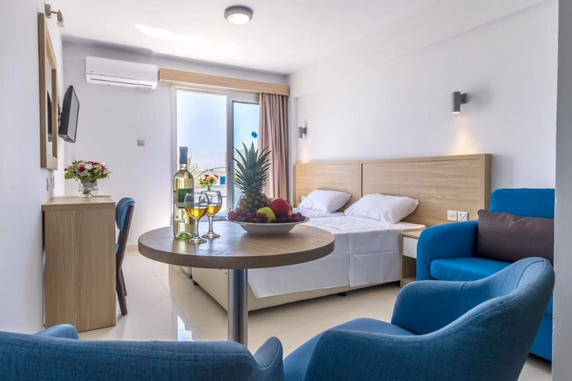Kipras, Larnaka