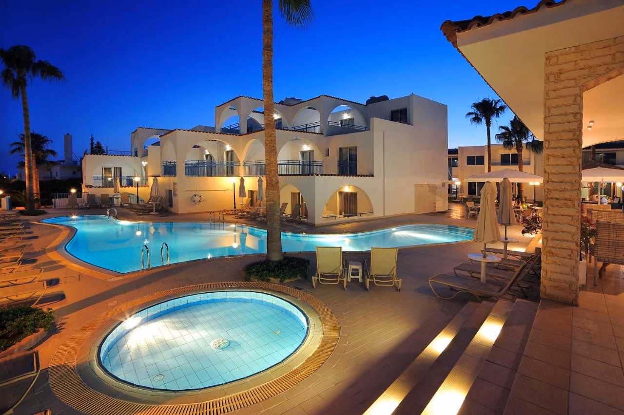 Petrosana Hotel Apartments