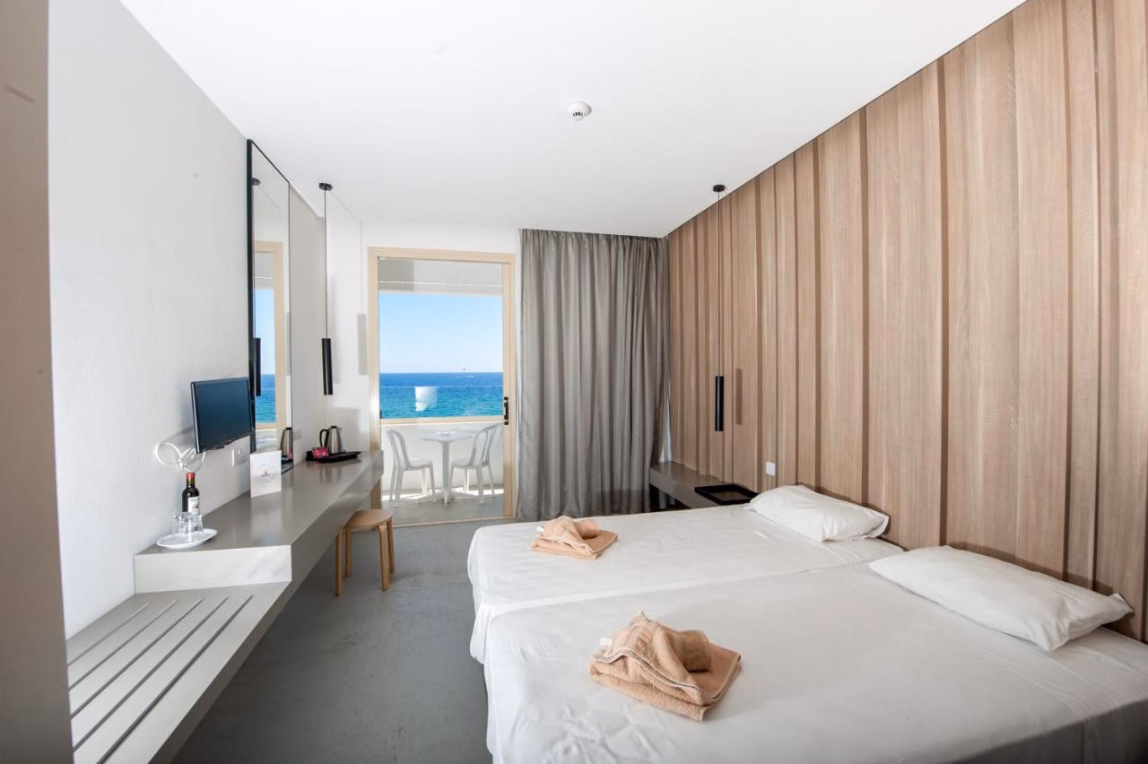 Pierre Anne Beach Hotel