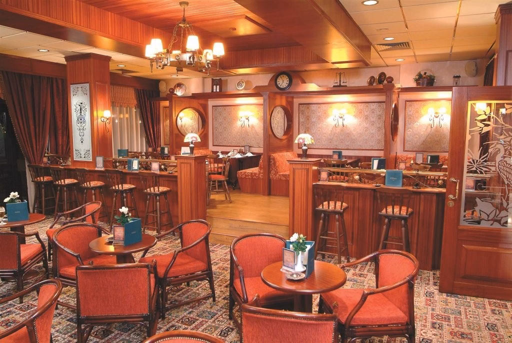 Kapetanios Odysseia Hotel