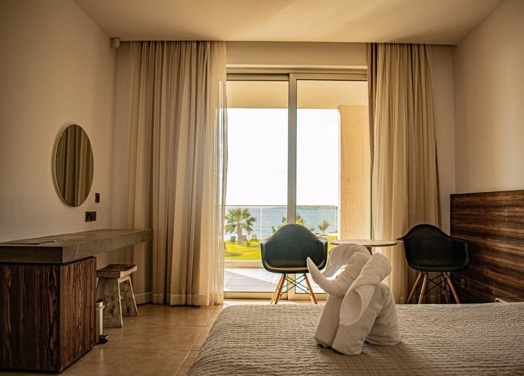 Amphora Hotel & Suites