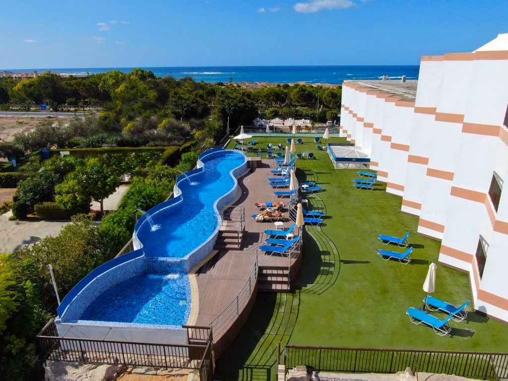 Avlida Hotel