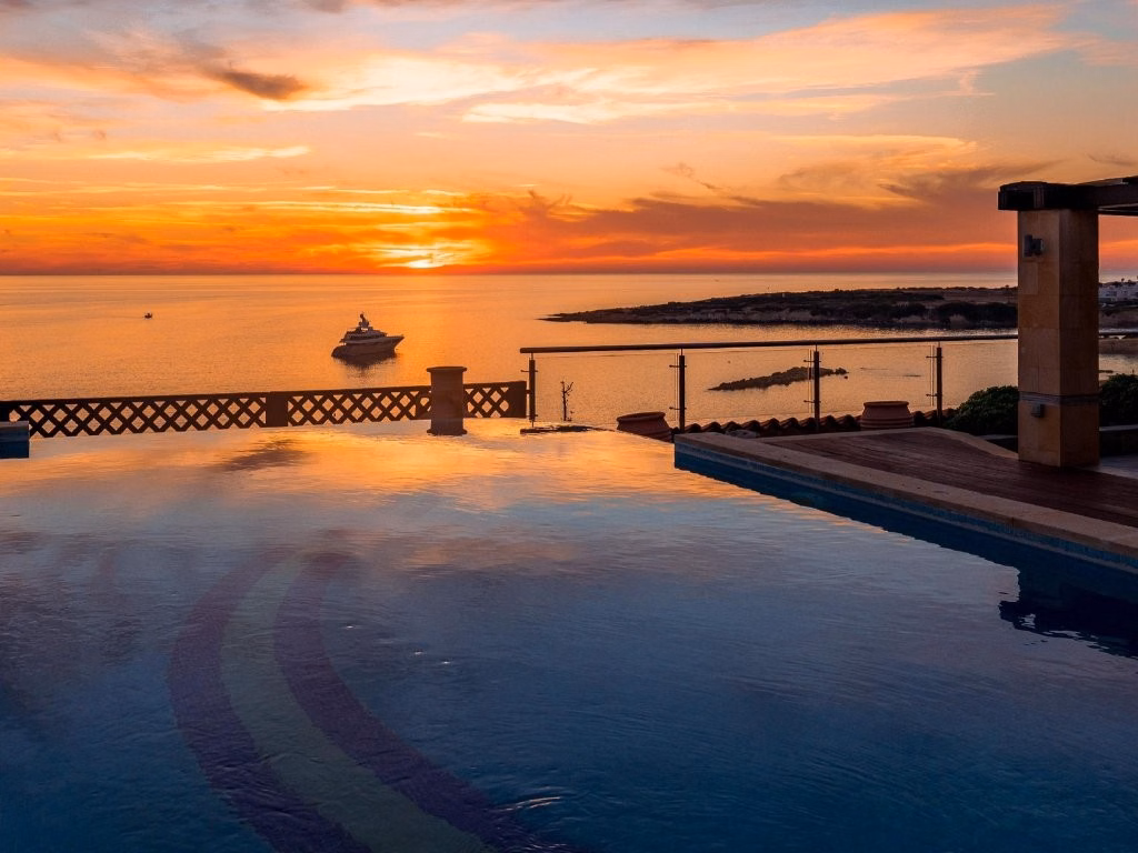 Coral Beach Hotel and Resort