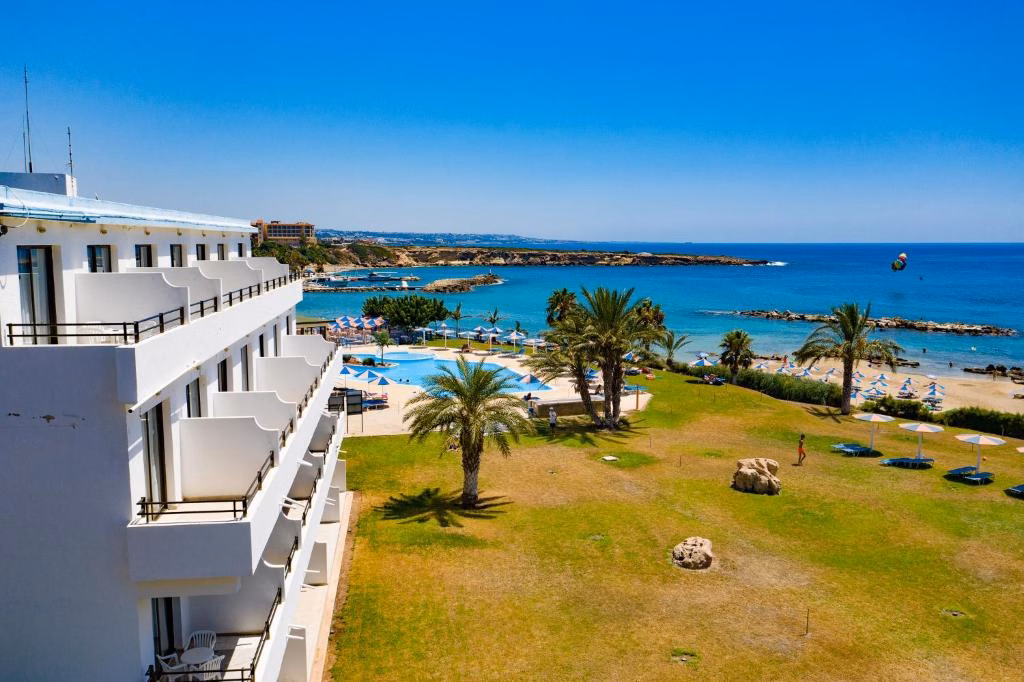 Corallia Beach Hotel Apartments