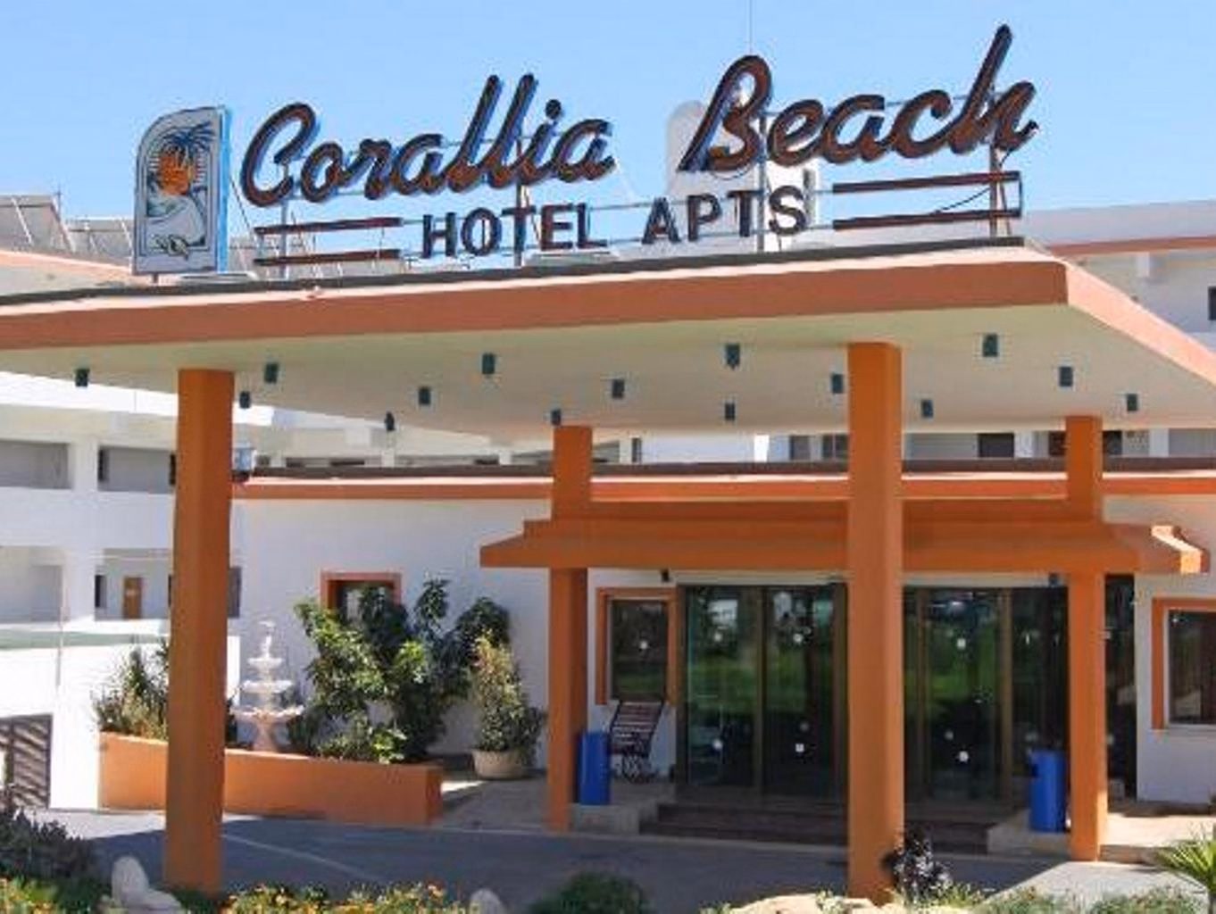 Corallia Beach Hotel Apartments
