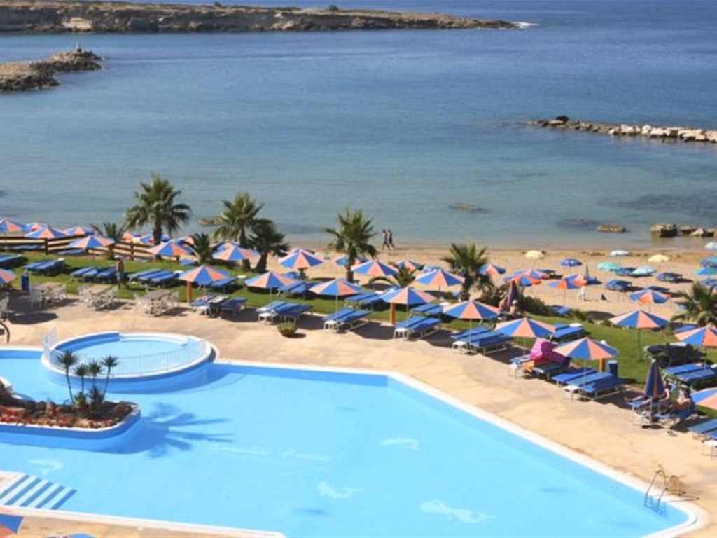 Corallia Beach Hotel Apartments