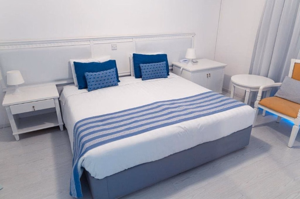 Nereus Hotel