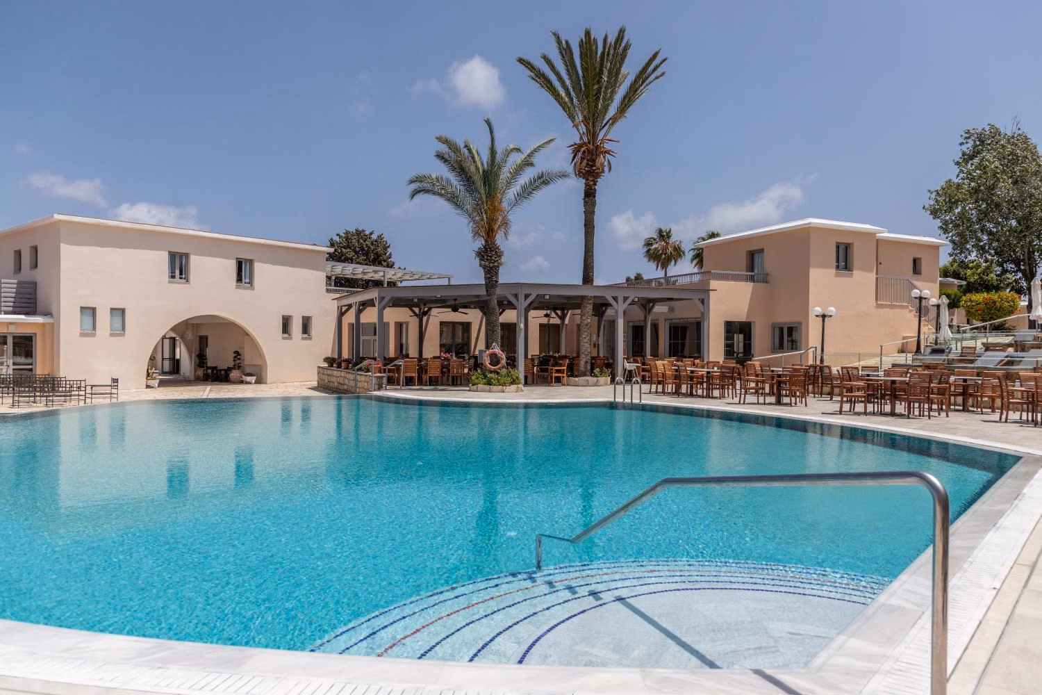 Louis St Elias Resort & Waterpark