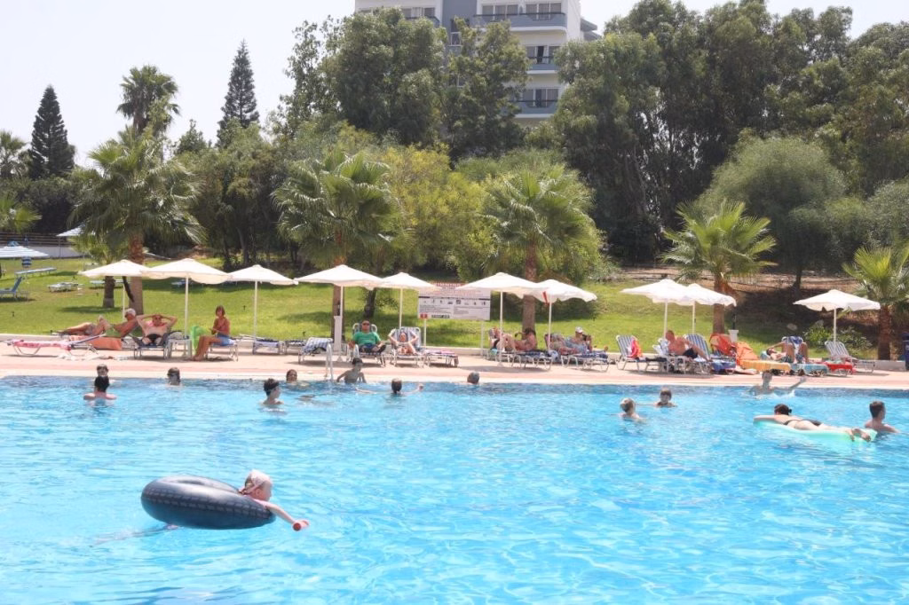 Tsokkos Gardens Hotel & Apartments