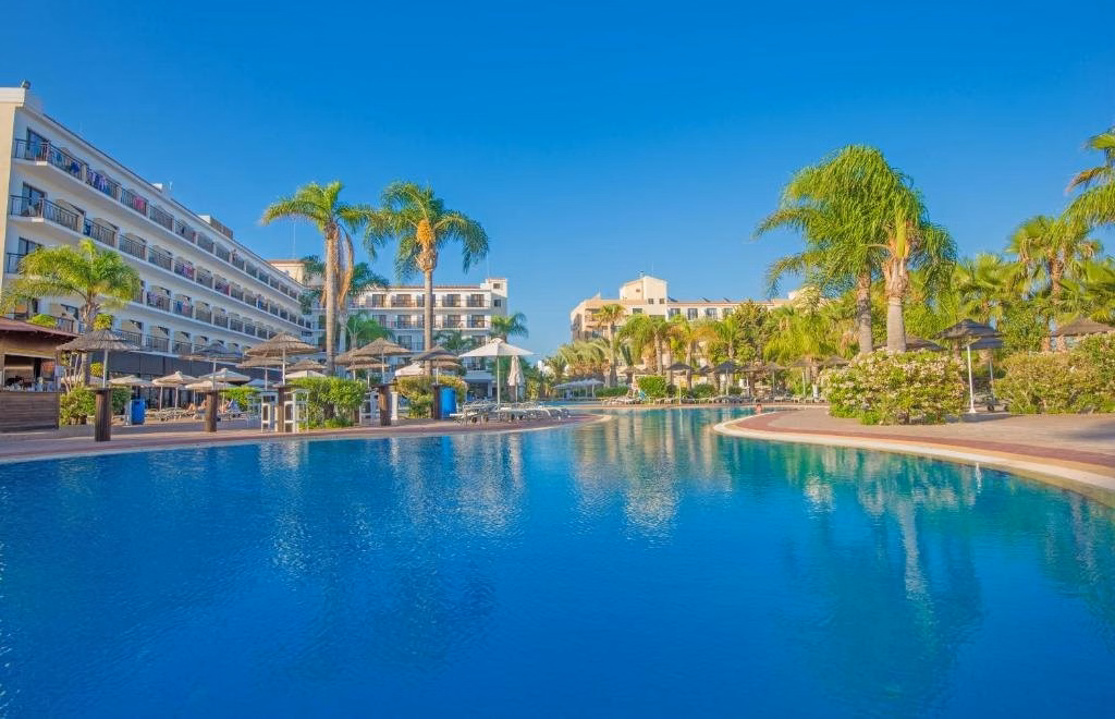 Tsokkos Gardens Hotel & Apartments