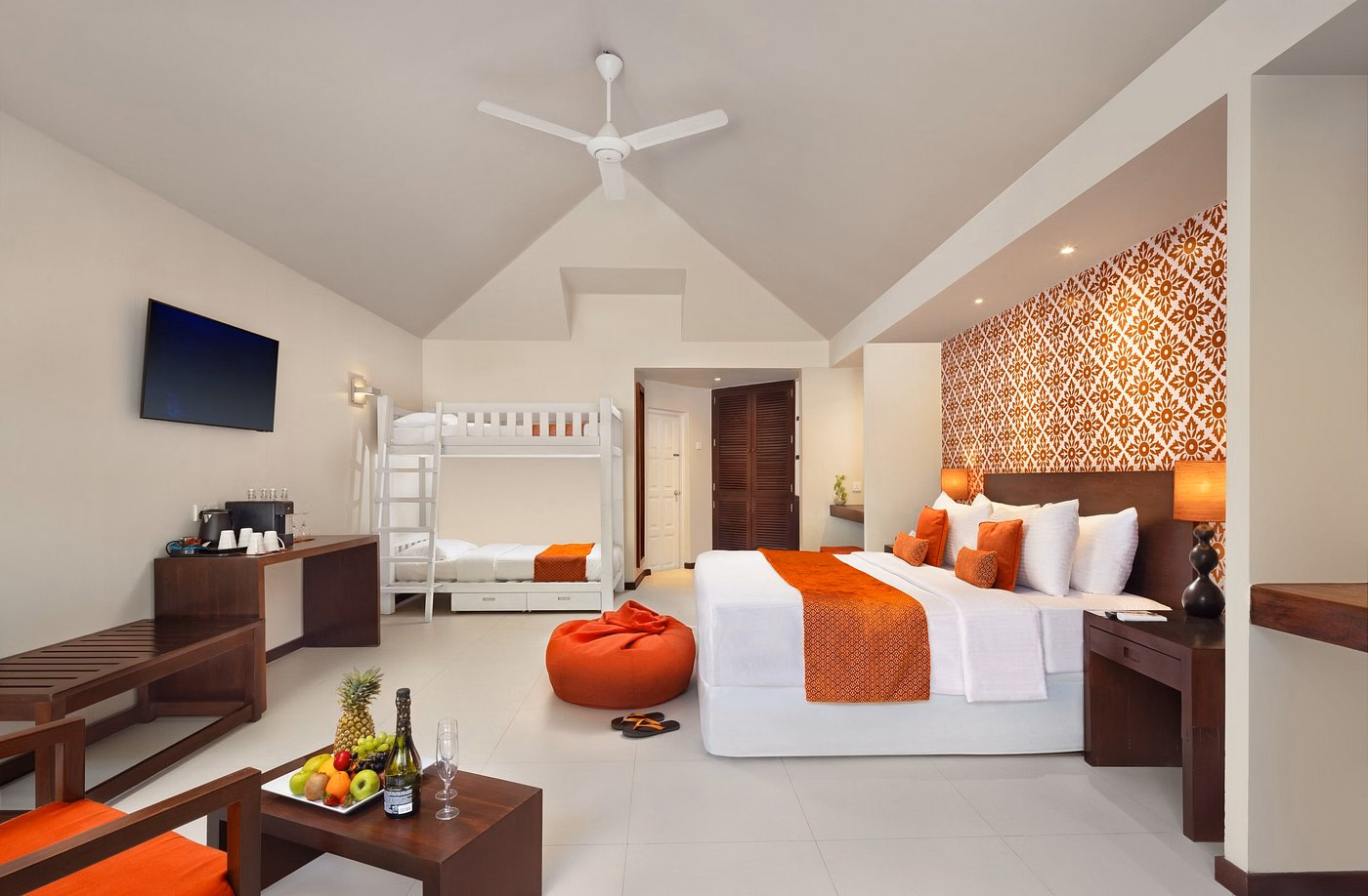 Adaaran Select Huduran Fushi