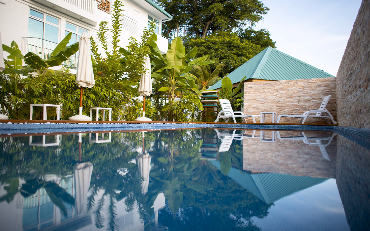 Perla Dhangethi Hotel