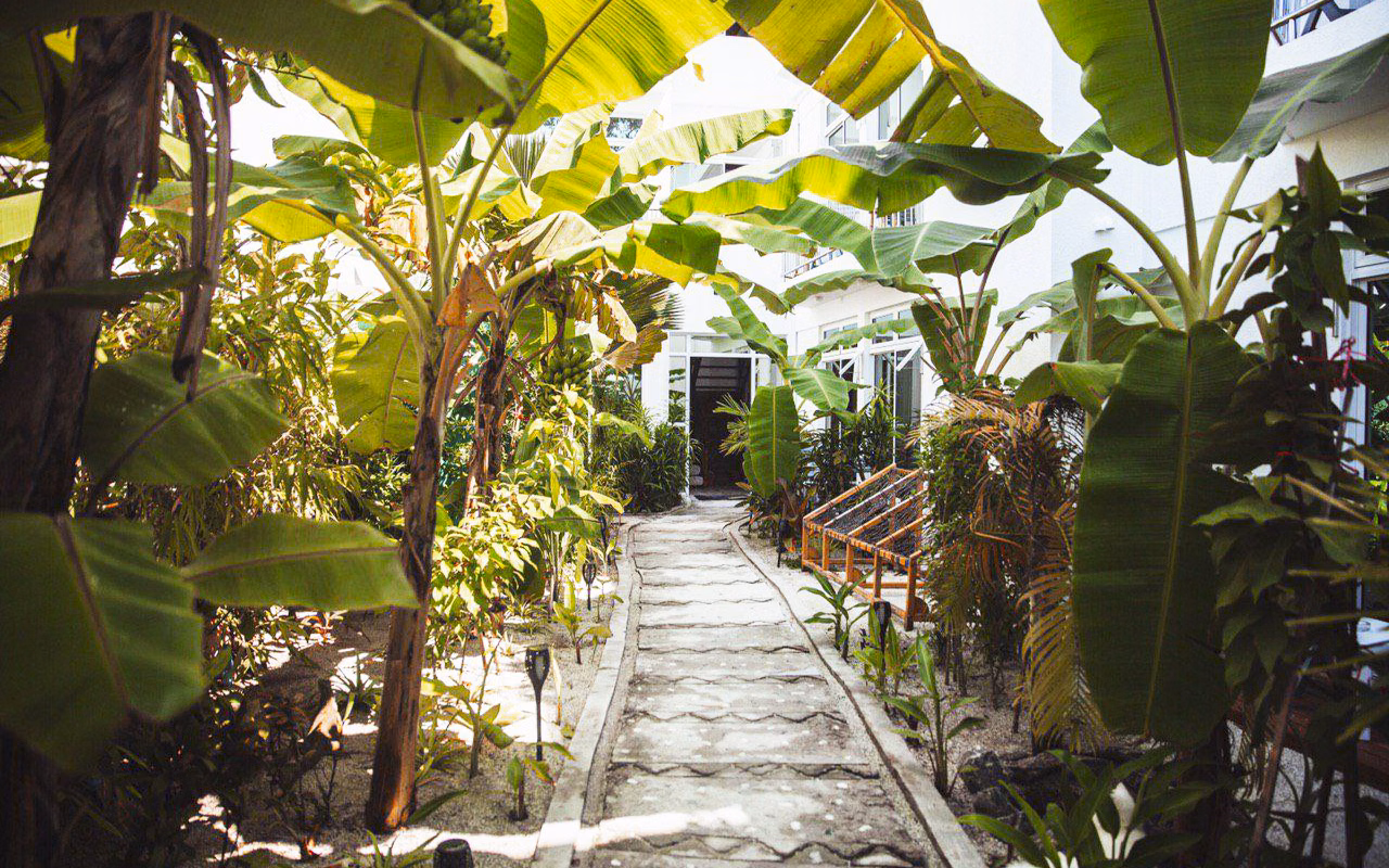 Perla Dhangethi Hotel