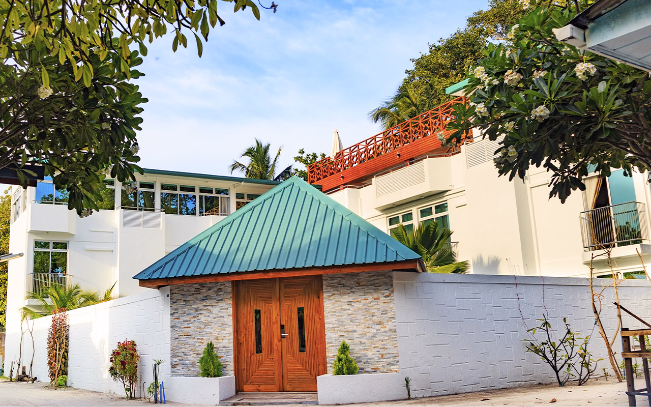 Perla Dhangethi Hotel